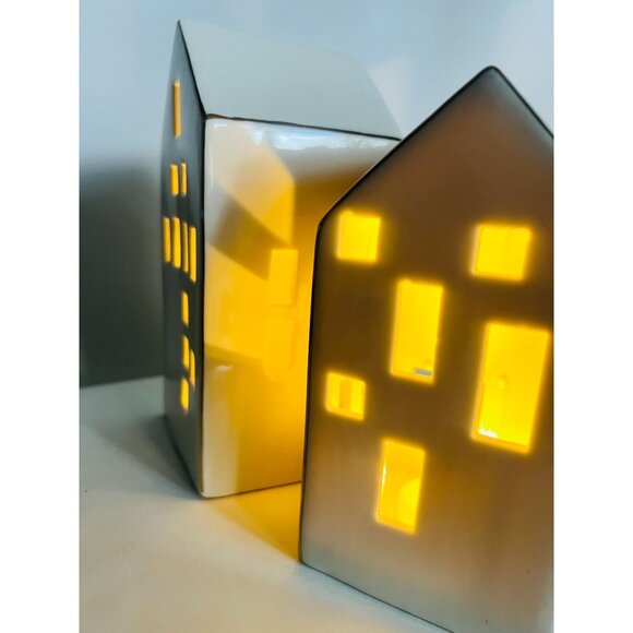 Lot Of 2 Ceramic LED Light-Up House Decor Village New Batteries 8" Gift - Picture 4 of 5
